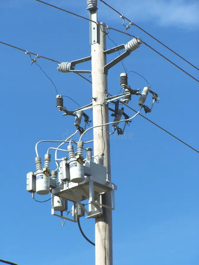 AC Power Transmission and Distribution: From the Power Plant to the Pole Transformer